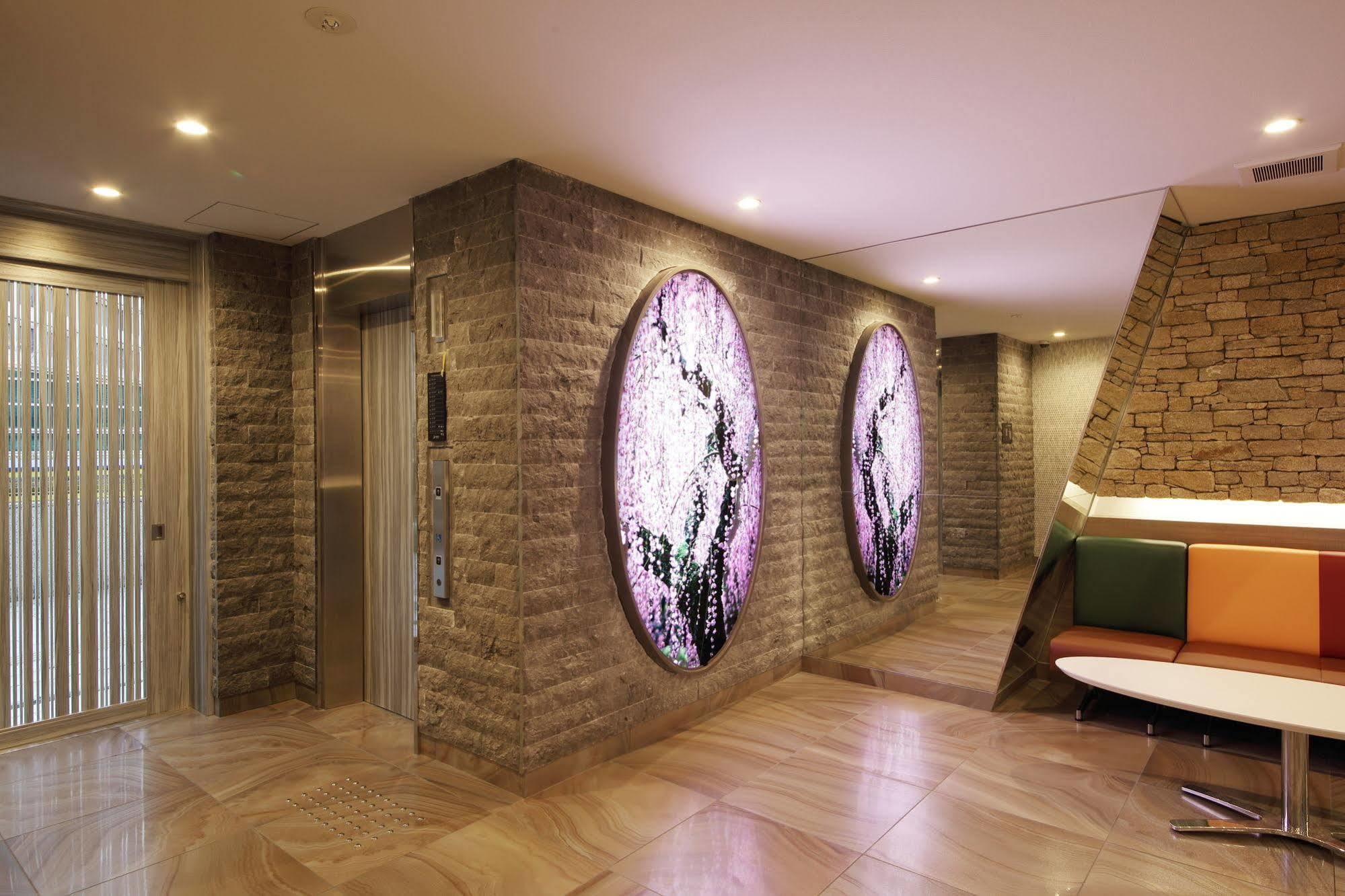 SARASA HOTEL Shinsaibashi Osaka Eksteriør billede